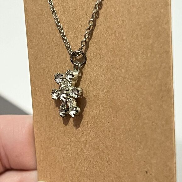 Snowflake Metal Pendant Rhinestone 18” Necklace Winter Kid - Picture 5 of 6